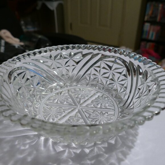 Vintage Anchor Hocking Stars and Bars Pressed Clear Glass Serving Bowl - Picture 1 of 8